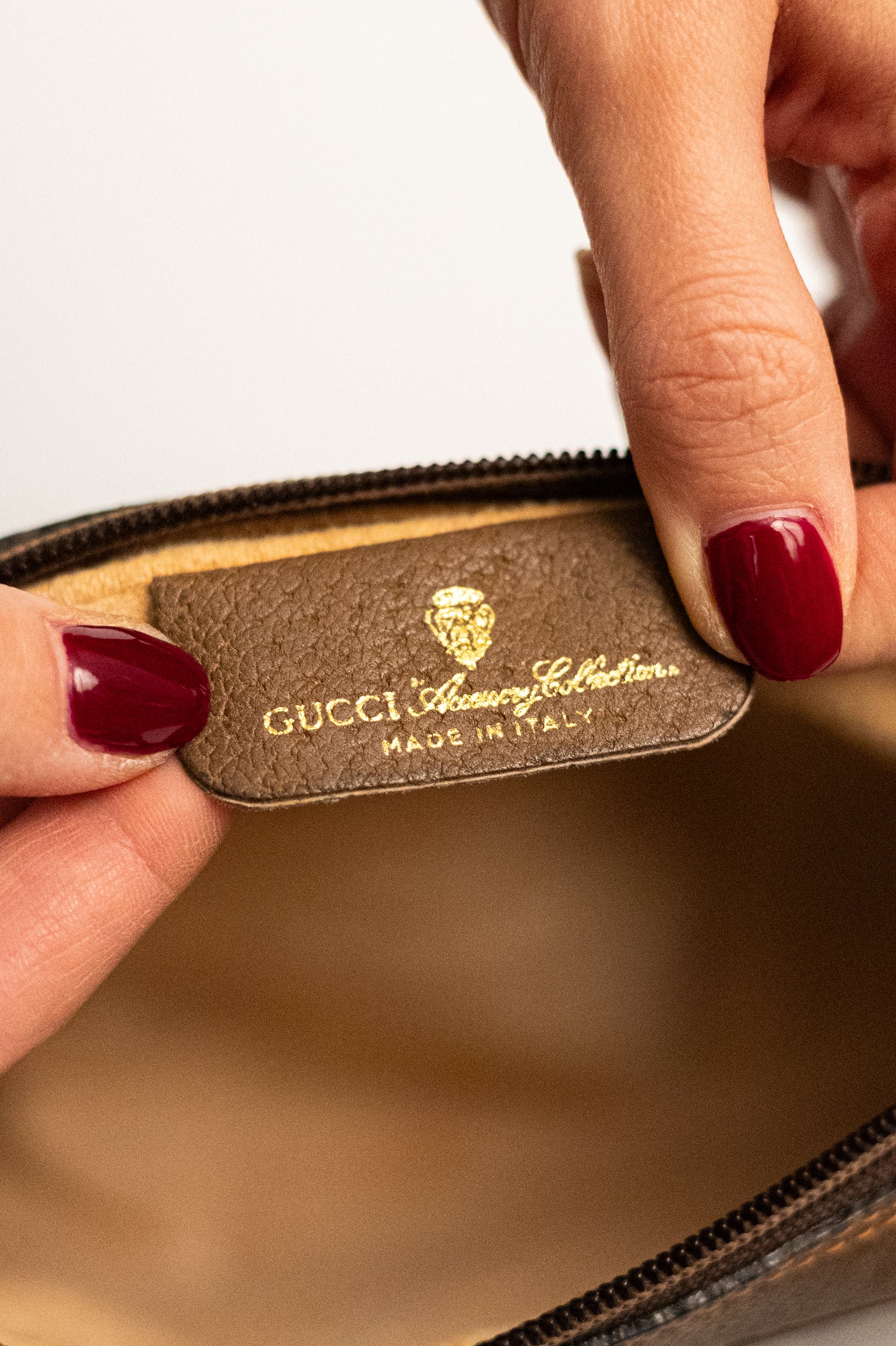 Gucci GG Supreme Web Sherry Line Clutch Bag